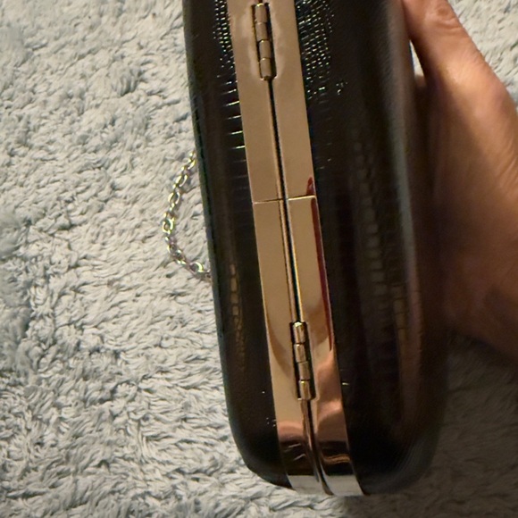 🌹𝐍𝐄𝐖-𝐒𝐓𝐘𝐋𝐄 & 𝐂𝐎 𝐁𝐋𝐀𝐂𝐊 𝐒𝐈𝐋𝐕𝐄𝐑 𝐂𝐋𝐔𝐓𝐂𝐇 𝐖𝐈𝐓𝐇 𝐂𝐇𝐀𝐈𝐍 - Picture 5 of 6